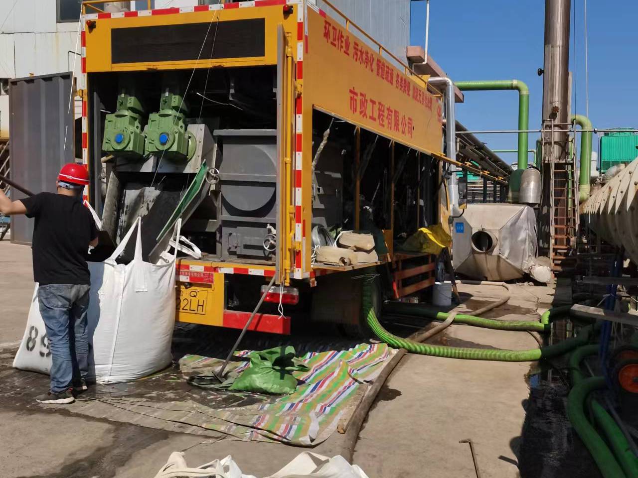 博兴淤泥压干处理